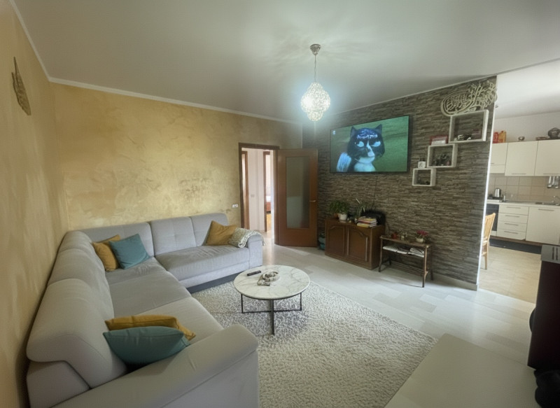 NOSTRA PROPOSTA: vicino al centro di Villa d'Asolo comodo ai servizi siamo a proporre in vendita ...