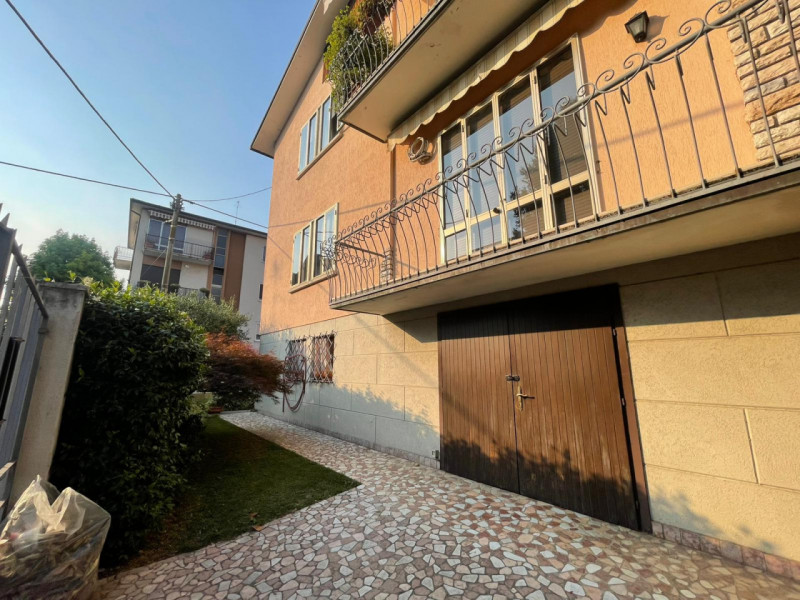 TI INVITIAMO A CLICCARE SU VIRTUAL TOUR, COSI' POTRAI VISIONARE L'IMMOBILE IN 3D E OTTIMIZZARE IL...