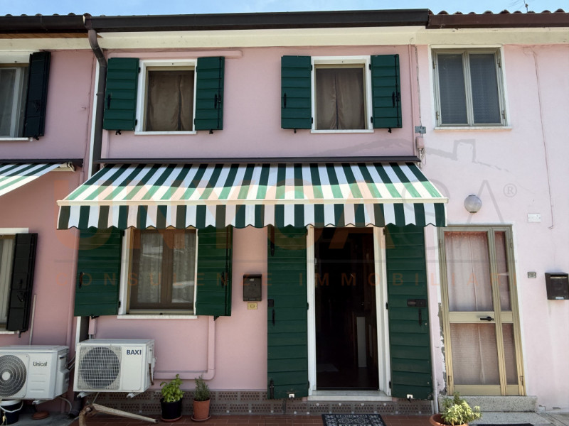 SELVAZZANO - fraz. Tencarola: se sogni una casa dal sapore autentico, immersa nella tranquillità ...