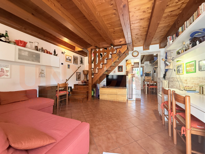 SELVAZZANO - fraz. Tencarola: se sogni una casa dal sapore autentico, immersa nella tranquillità ...