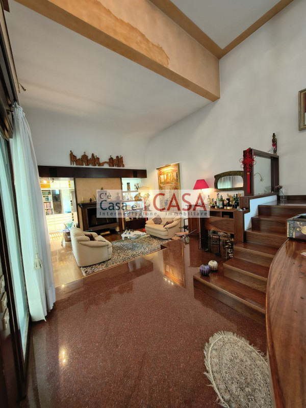 S. DOMENICO: OCCASIONE !!!!!!!!! Bellissima zona molto tranquilla e signorile, l’agenzia C’è Casa...