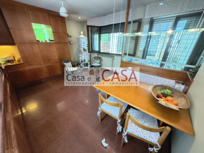S. DOMENICO: OCCASIONE !!!!!!!!! Bellissima zona molto tranquilla e signorile, l’agenzia C’è Casa...