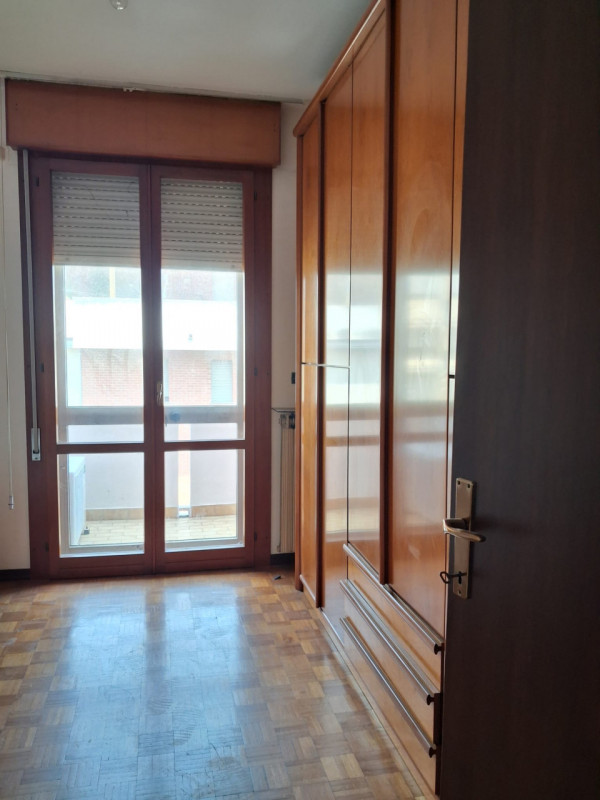 Si affitta SOLO ad aziende per i propri dipendenti, con bisogno di una sistemazione temporanea!

...