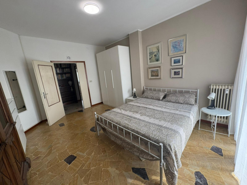 Arcella San Carlo - In posizione comoda ad ogni tipo di servizio, a due passi dalla fermata del t...