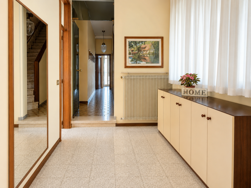 Nel quartiere Borgo Vicenza di Cittadella proponiamo in vendita una casa a schiera centrale edifi...