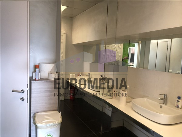 BRENDOLA: Rif. 1400_c_ANTONIO – Per informazioni: 338.4892021
EUROMEDIA propone in locazione un i...