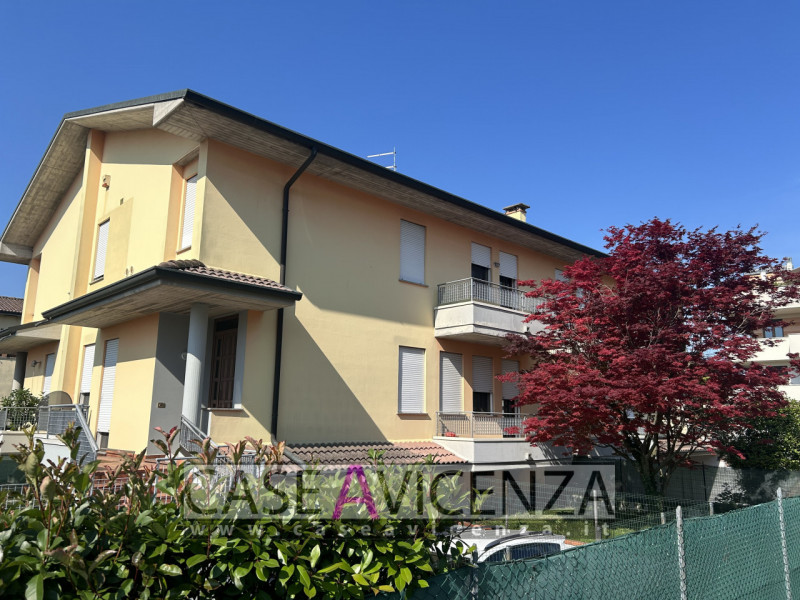 GRISIGNANO DI ZOCCO - C.E.E - PROPONIAMO IN ESCLUSIVA - Se stai cercando una casa che combini spa...