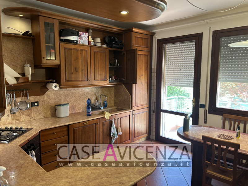 GRISIGNANO DI ZOCCO - C.E.E - PROPONIAMO IN ESCLUSIVA - Se stai cercando una casa che combini spa...