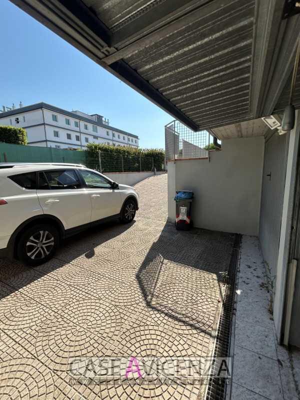GRISIGNANO DI ZOCCO - C.E.E - PROPONIAMO IN ESCLUSIVA - Se stai cercando una casa che combini spa...