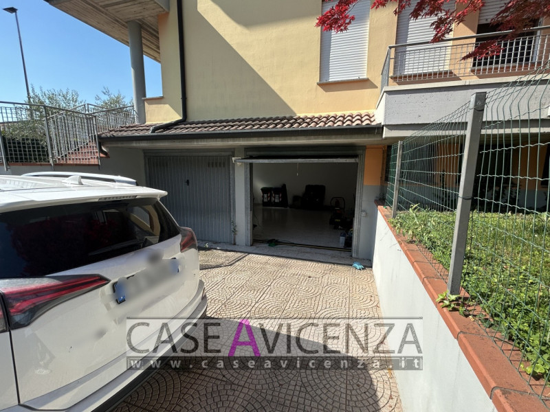 GRISIGNANO DI ZOCCO - C.E.E - PROPONIAMO IN ESCLUSIVA - Se stai cercando una casa che combini spa...