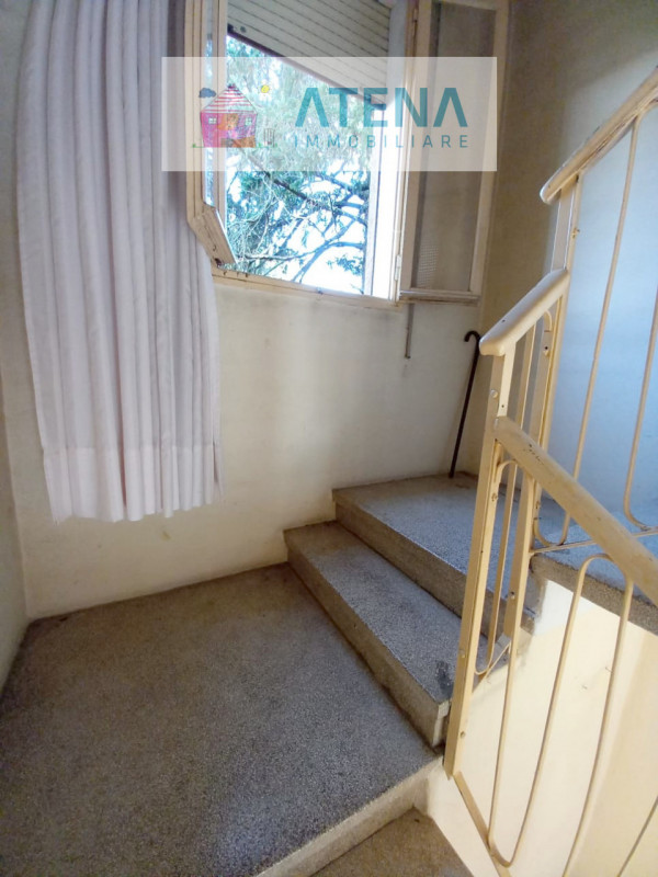 rif. 26627

PADOVA -  CHIESANUOVA
CASA DA RISTRUTTURARE SENZA MEDIAZIONE

In via tranquilla e ris...