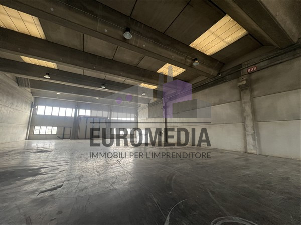 LONIGO: Rif. 1562_c_ANTONIO – Per informazioni: 338.4892021
EUROMEDIA propone in locazione un int...