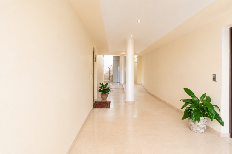 Prestigioso attico duplex dagli spazi introvabili, una residenza esclusiva dove luce, privacy e g...