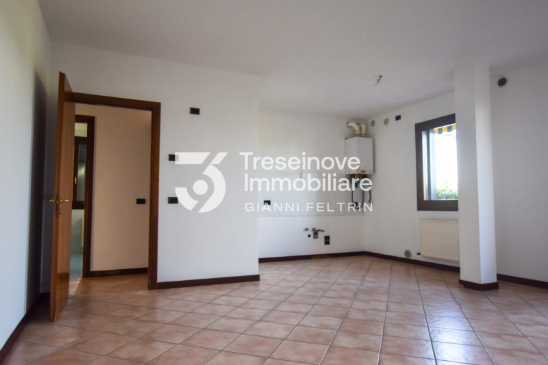 (Per INFO Feltrin ing. Gianni) Proponiamo in vendita un appartamento al piano terra a Ponzano Ven...