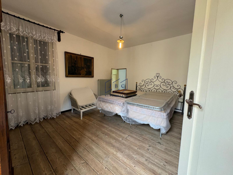 FOSSALTA DI PORTOGRUARO - Venezia
Proponiamo in vendita esclusiva una casa singola terratetto deg...