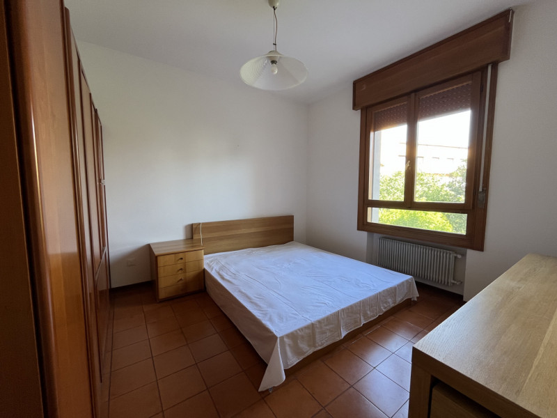 ARACELI

Inserito in un quartiere residenziale, zona ben abitata e molto tranquilla. L’appartamen...