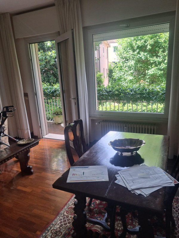 piazza duomo in un splendido residence ricco di verde ,vendesi appartamento sito al primo piano c...
