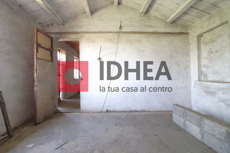 CASA SINGOLA CON GIARDINO A POSTIOMA CON TERRENO AGRICOLO DI 20.000MQ - RIF. "AVP3"

L'agenzia im...
