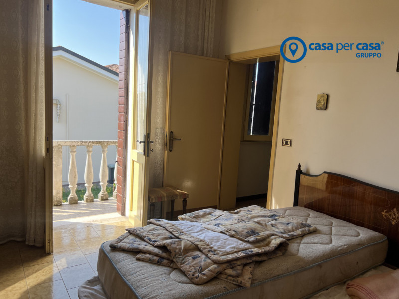 APPROVATO GRUPPO CASA PER CASA: VALUTATO, CONTROLLATO, GESTITO IN ESCLUSIVA

ZONA
- L'abitazione ...