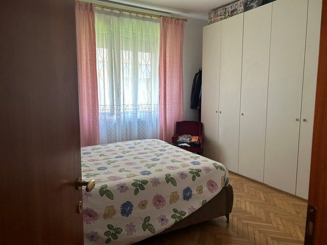 ZONA OSPEDALI proponiamo in affitto porzione di bifamiliare parzialmente arredata, 
in zona centr...