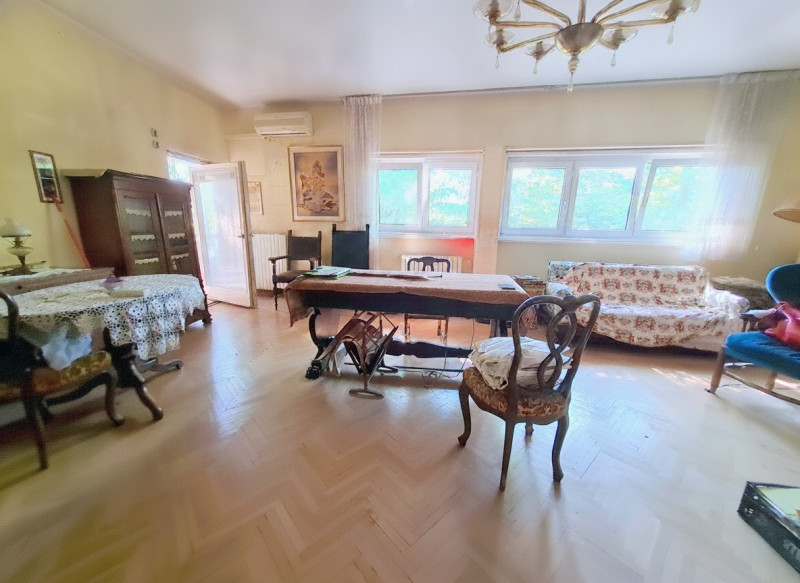 ELEGANTE ED AMPIA BIFAMILIARE CON 4 CAMERE E GIARDINO A CITTA' GIARDINO €.630.000 - rif.CL545

Pr...