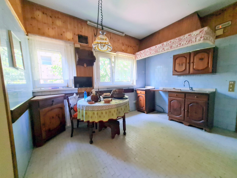 ELEGANTE ED AMPIA BIFAMILIARE CON 4 CAMERE E GIARDINO A CITTA' GIARDINO €.630.000 - rif.CL545

Pr...