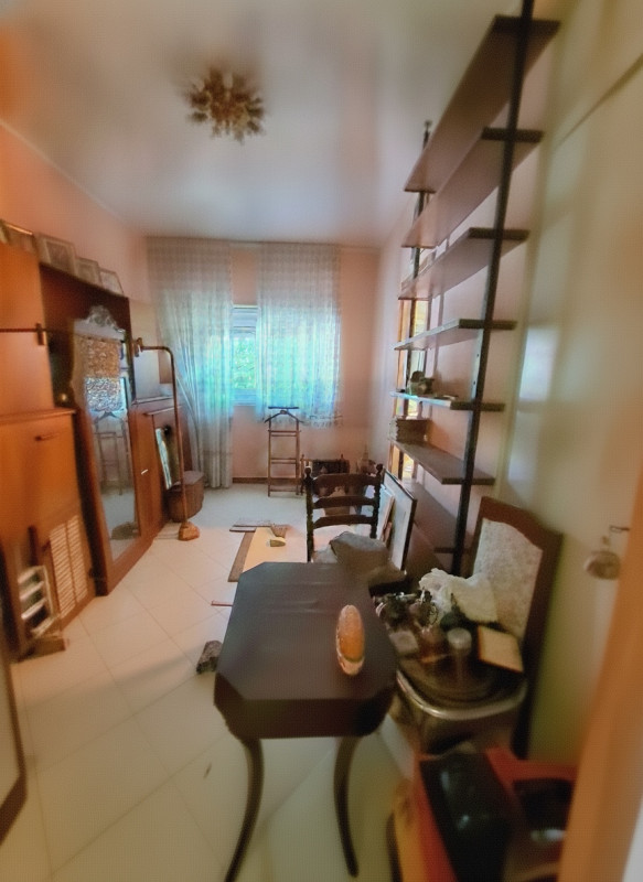ELEGANTE ED AMPIA BIFAMILIARE CON 4 CAMERE E GIARDINO A CITTA' GIARDINO €.630.000 - rif.CL545

Pr...