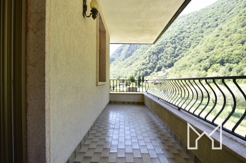 CAMPESE- Inserita in zona tranquilla e panoramica, comoda alle scuole e ai servizi principali del...