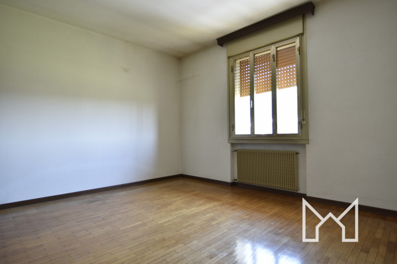 CAMPESE- Inserita in zona tranquilla e panoramica, comoda alle scuole e ai servizi principali del...