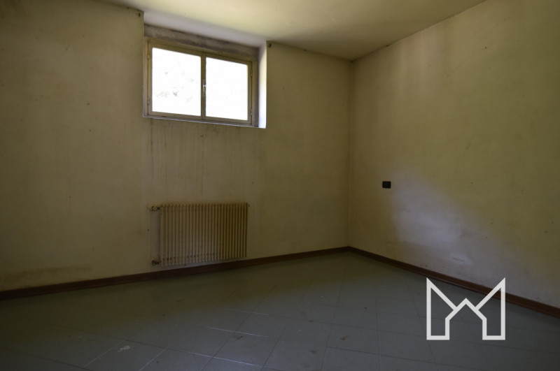 CAMPESE- Inserita in zona tranquilla e panoramica, comoda alle scuole e ai servizi principali del...