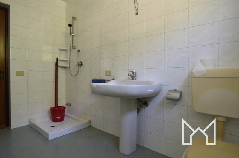 CAMPESE- Inserita in zona tranquilla e panoramica, comoda alle scuole e ai servizi principali del...