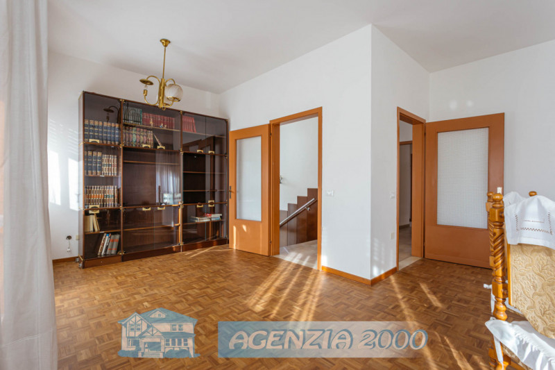 IN CENTRO A CONSELVE COSA VUOI DI PIU' !!! SPAZIOSA CASA SINGOLA CON AMPIO GIARDINO PRIVATO, SITU...