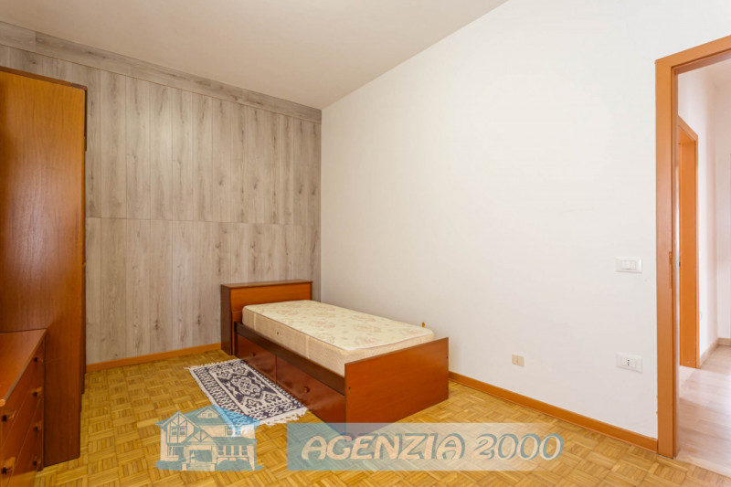 IN CENTRO A CONSELVE COSA VUOI DI PIU' !!! SPAZIOSA CASA SINGOLA CON AMPIO GIARDINO PRIVATO, SITU...