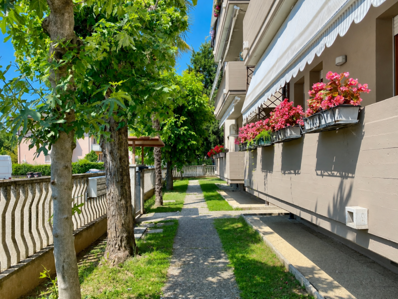 In una tranquilla e apprezzata zona residenziale di Rettorgole di Caldogno, comoda a tutti i prin...