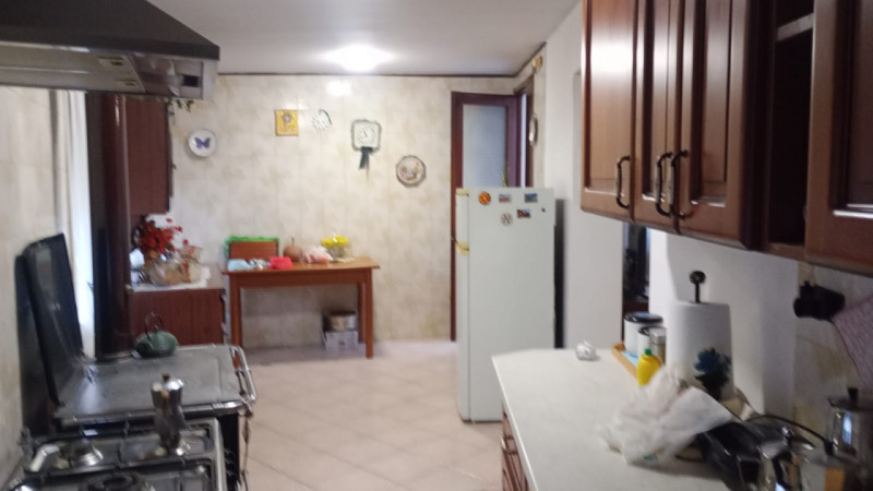 PIEVE DI CURTAROLO- In zona tranquilla e verdeggiante, soluzione indipendente con ingresso privat...