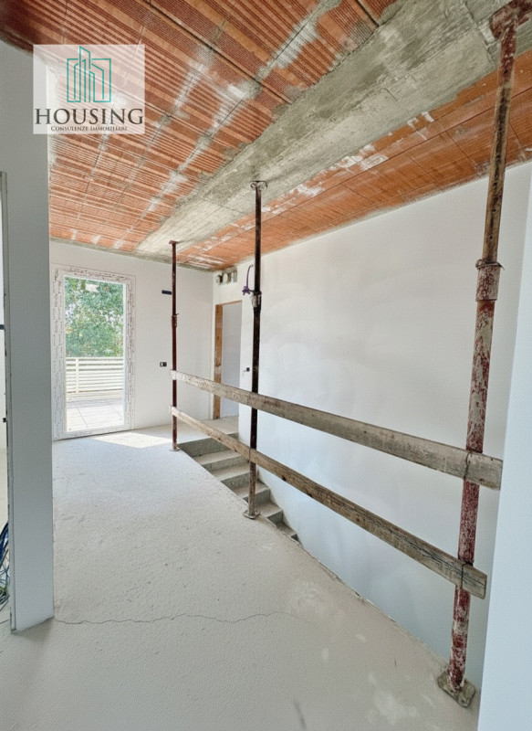 Comune di Abano Terme, quartiere San Lorenzo, proponiamo casa singola di 162 mq calpestabili, svi...