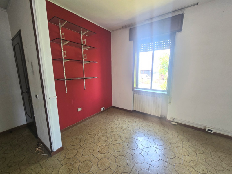 Padova:ZAI, Affittasi, Ufficio è al piano primo, con ingresso autonomo, dotato di :ingresso, uffi...