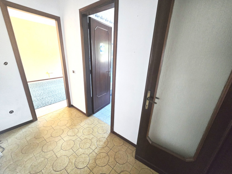 Padova:ZAI, Affittasi, Ufficio è al piano primo, con ingresso autonomo, dotato di :ingresso, uffi...