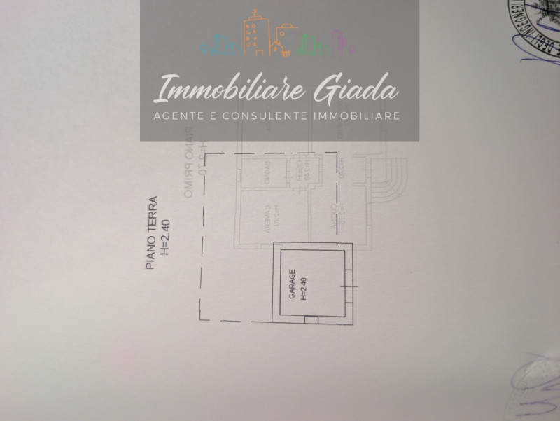 Vendiamo splendida casa singola completamente ristrutturata nel 2016, pensata per garantire il ma...