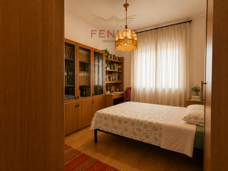 Noi di Fenice Immobiliare proponiamo una splendida schiera di testa indipendente con scoperto pri...