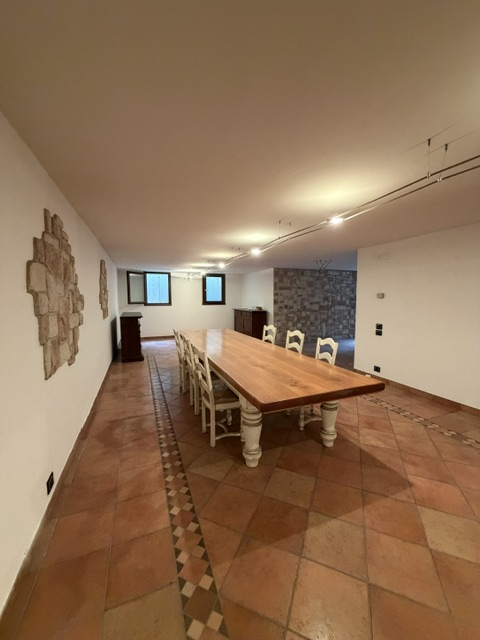 Noventa Padovana: Vendesi Villa di circa 400 mq in classe A1 con depandance entrambe ristrutturat...