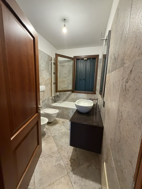 Noventa Padovana: Vendesi Villa di circa 400 mq in classe A1 con depandance entrambe ristrutturat...