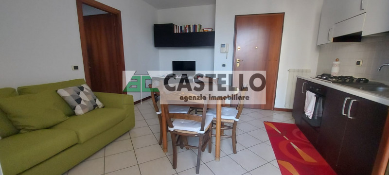 Villanova di Camposampiero Centro proponiamo in esclusiva interessante miniappartamento al piano ...