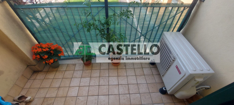 Villanova di Camposampiero Centro proponiamo in esclusiva interessante miniappartamento al piano ...