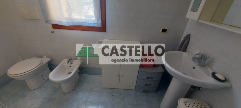 Villanova di Camposampiero Centro proponiamo in esclusiva interessante miniappartamento al piano ...