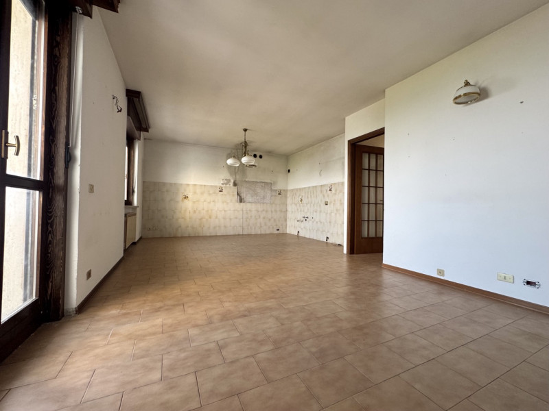 BICAMERE CON VISTA PANORAMICA 

Per info e appuntamenti Sogno Immobiliare Colceresa via Marconi, ...
