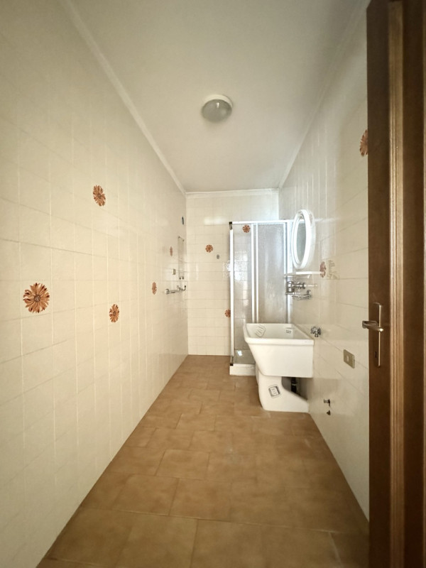 BICAMERE CON VISTA PANORAMICA 

Per info e appuntamenti Sogno Immobiliare Colceresa via Marconi, ...