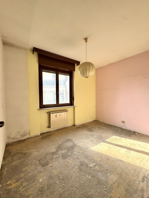 BICAMERE CON VISTA PANORAMICA 

Per info e appuntamenti Sogno Immobiliare Colceresa via Marconi, ...