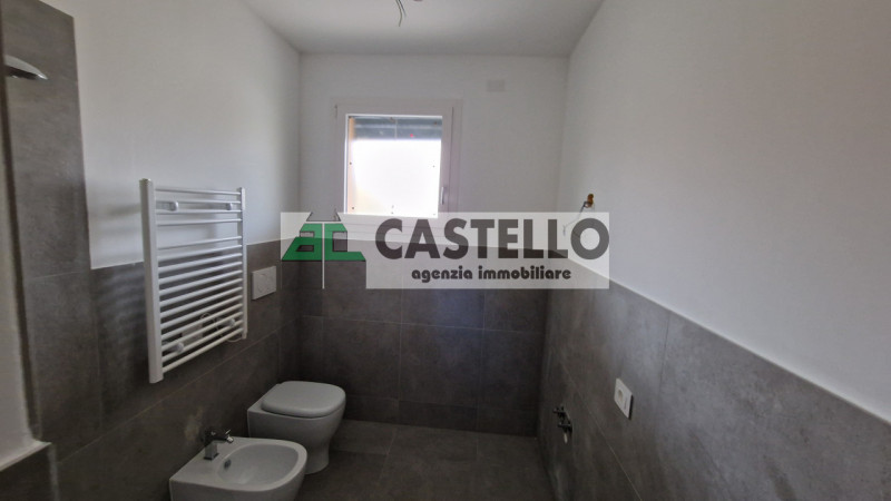 Santa Maria di Sala – Caltana
Proponiamo 2 interessanti soluzioni abitative, ideali anche come in...