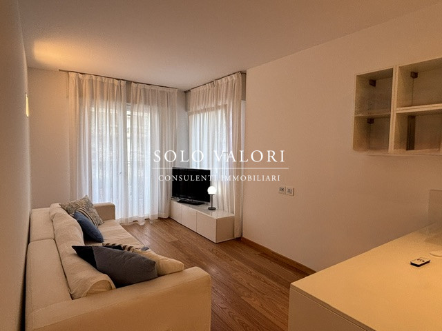 ESCLUSIVO APPARTAMENTO VISTA MARE COMPLETAMENTE RISTRUTTURATO A DUE PASSI DA PIAZZA MAZZINI

Se s...